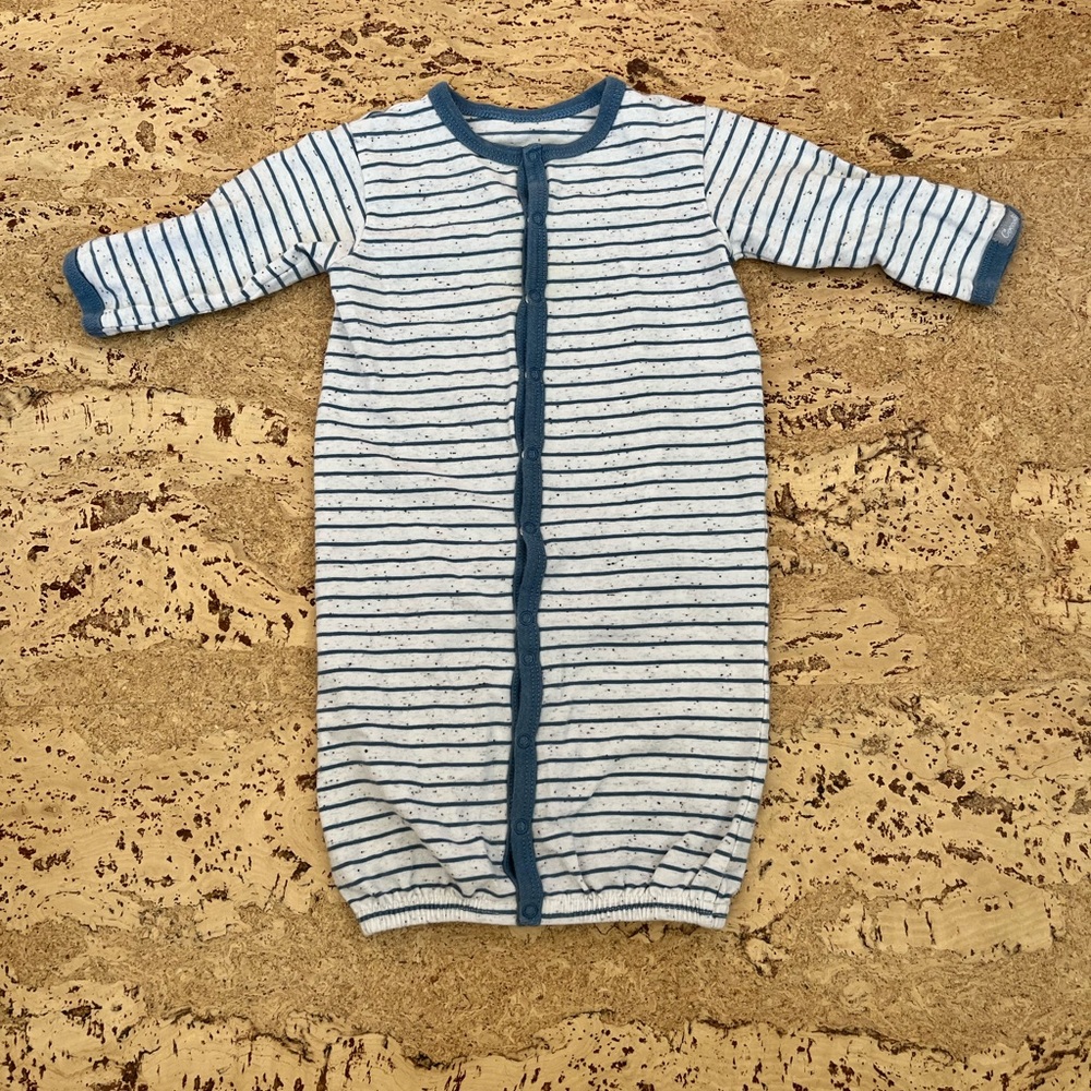 Coccoli converter gown